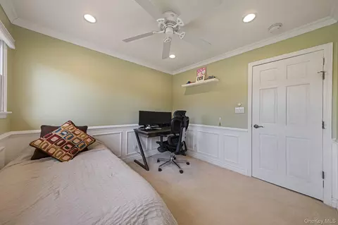 Bedroom - 8 Elder Dr, Commack, NY 11725 photo 1 of 5