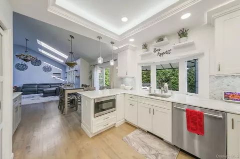 Kitchen - 8 Elder Dr, Commack, NY 11725 photo 5 of 5