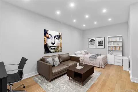 12 Crown St #A5, Brooklyn, NY 11225