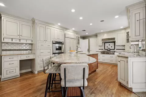 Kitchen - 4 Clark Ln, Rye, NY 10580 photo 2 of 2