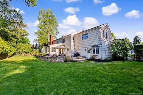 Exterior - 4 Clark Ln, Rye, NY 10580 photo 2 of 5