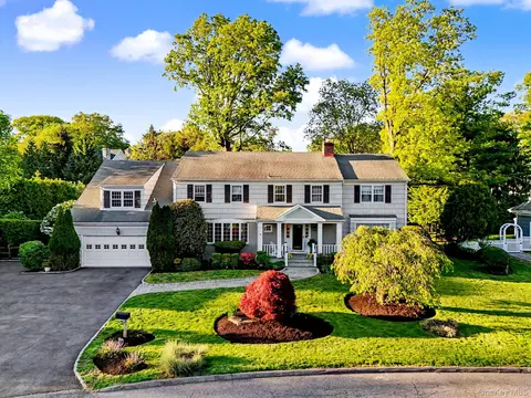 4 Clark Ln, Rye, NY 10580