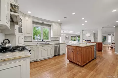 Kitchen - 4 Clark Ln, Rye, NY 10580 photo 1 of 2