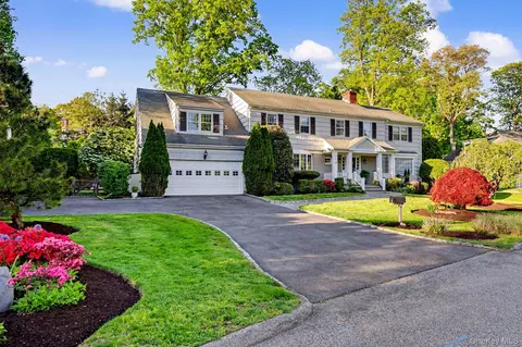 Exterior - 4 Clark Ln, Rye, NY 10580 photo 5 of 5