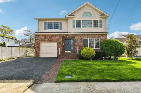 1679 Saint Johns Ave, Merrick, NY 11566