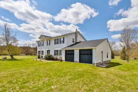 Exterior - 559 Case Rd, Ashland, NY 12407 photo 2 of 10