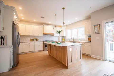 Kitchen - 3004 Harbor St, Baldwin, NY 11510 photo 1 of 5