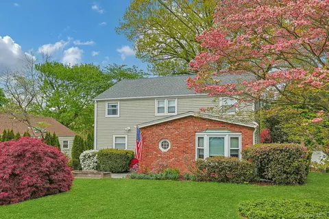 201 Westchester Ave, Mount Pleasant, NY 10594