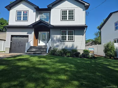 837 Cleveland St, West Hempstead, NY 11552
