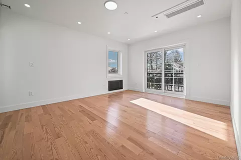 Bedroom - 32-35 164th St, Flushing, NY 11358 photo 3 of 7