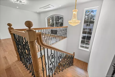 Entry Way - 32-35 164th St, Flushing, NY 11358 photo 1 of 1
