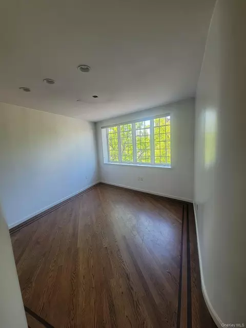 282 Rodney St #3, Brooklyn, NY 11211
