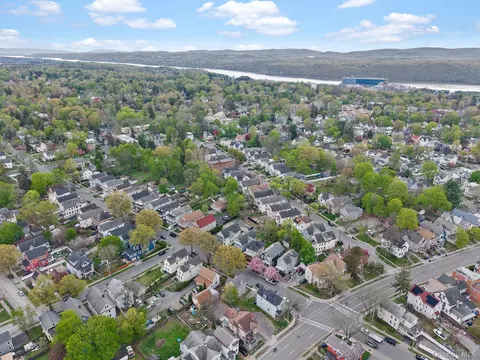 View/Area - 80 S Cherry St, Poughkeepsie, NY 12601 photo 5 of 8