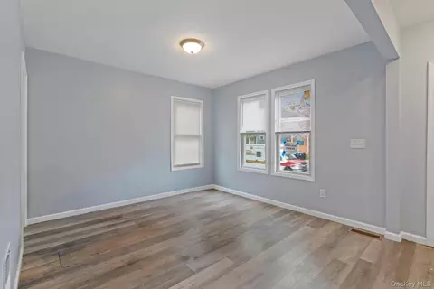 Living - 80 S Cherry St, Poughkeepsie, NY 12601 photo 1 of 2