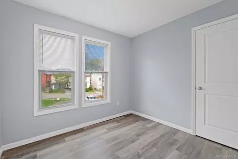 Bedroom - 80 S Cherry St, Poughkeepsie, NY 12601 photo 3 of 5