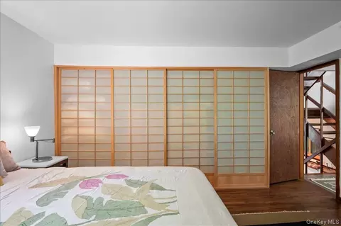 Bedroom - 181 River Rd, Orangetown, NY 10960 photo 2 of 3