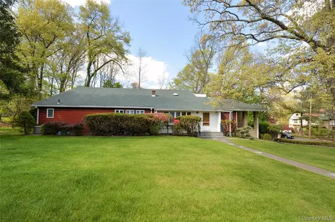 24 Highview Rd, Ramapo, NY 10952