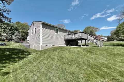 Exterior - 554 High St, Monroe, NY 10950 photo 2 of 5