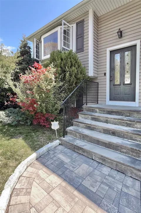 Exterior - 554 High St, Monroe, NY 10950 photo 5 of 5