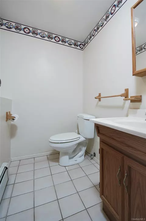 Bath - 554 High St, Monroe, NY 10950 photo 2 of 2