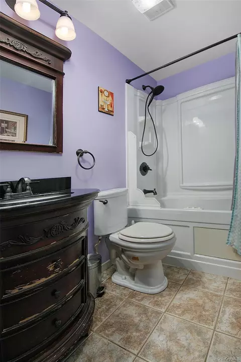 Bath - 554 High St, Monroe, NY 10950 photo 1 of 2