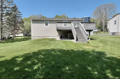 Exterior - 554 High St, Monroe, NY 10950 photo 3 of 5