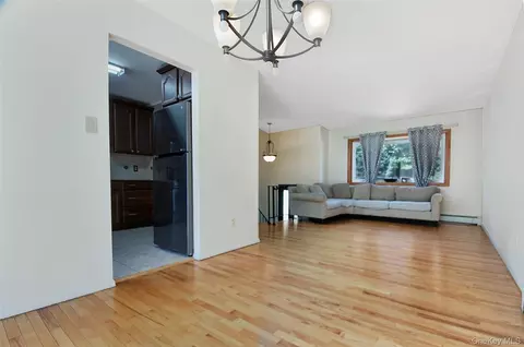 Living - 554 High St, Monroe, NY 10950 photo 5 of 5