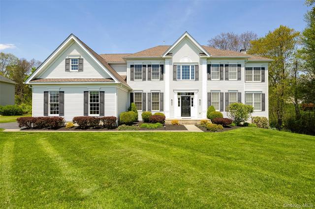 26 Hayden Ct, La Grange, NY 12603
