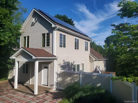 216 Catherine St, Cortlandt, NY 10511