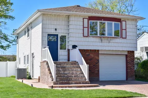 2800 Genessee St, North Bellmore, NY 11710