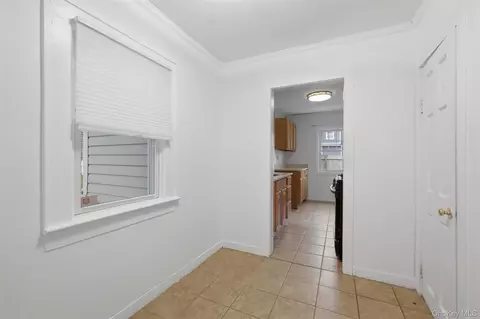 Entry Way - 20 Samstag Ave, Ossining, NY 10562 photo 8 of 10