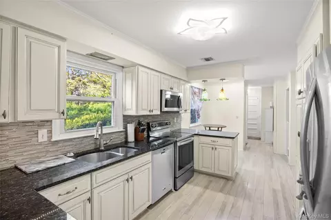 Kitchen - 15 Oxbow Rd, Patchogue, NY 11772 photo 1 of 5