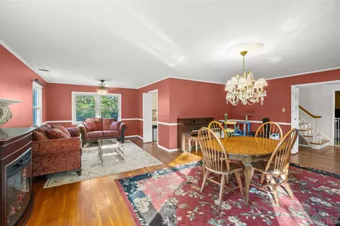 Dining - 15 Oxbow Rd, Patchogue, NY 11772 photo 3 of 3