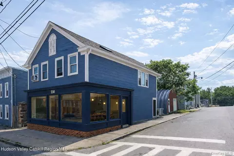 230 Partition St #2, Saugerties, NY 12477