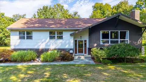 9 Van Vlack Rd, East Fishkill, NY 12533