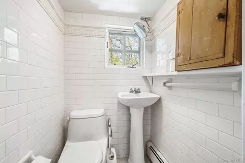 Bath - 227 Cedar Ln, Ossining, NY 10562 photo 2 of 2