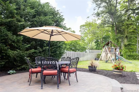 Exterior - 115 Shore Rd, Patchogue, NY 11772 photo 3 of 5
