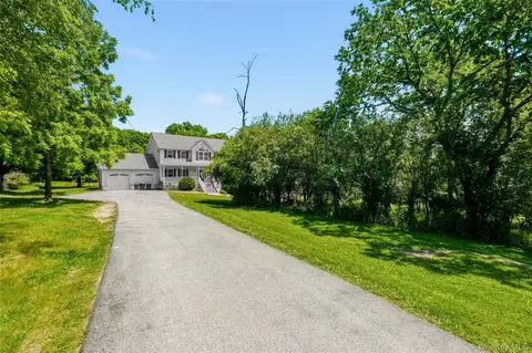 5 Horton Rd, Washingtonville, NY 10992