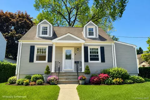 4 Ronny Cir, Greenburgh, NY 10706