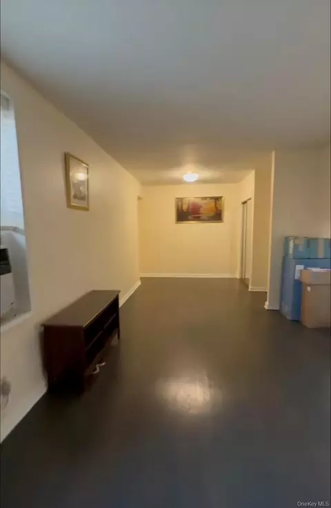 2710 Parsons Blvd #2F, Flushing, NY 11354