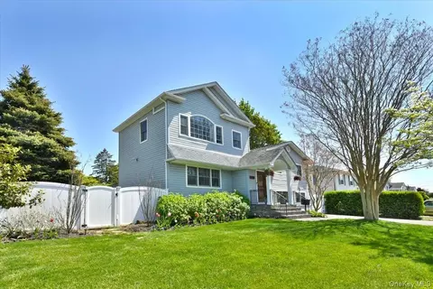 491 Charles Ave, Massapequa Park, NY 11762