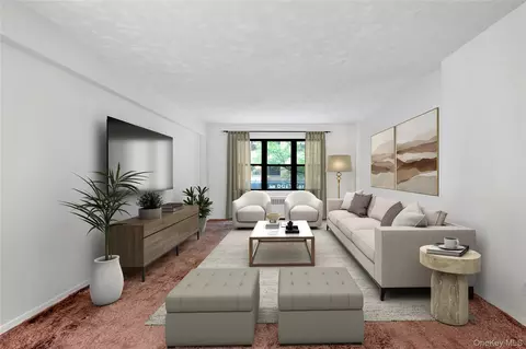 301 E 48th St #2C, New York, NY 10017