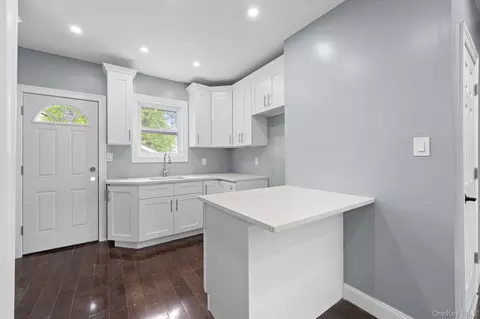 11406 Inwood St, Jamaica, NY 11436