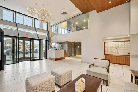 170 W Broadway #4I, Long Beach, NY 11561