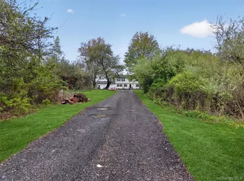 Exterior - 60 Long Ln, Shawangunk, NY 12589 photo 2 of 9