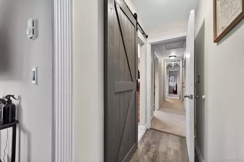 Entry Way - 60 Long Ln, Shawangunk, NY 12589 photo 5 of 6