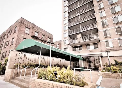 11818 Union Tpke #6E, New York, NY 11415