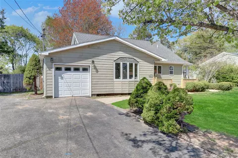 Exterior - 339 Barton Ave, Patchogue, NY 11772 photo 3 of 6
