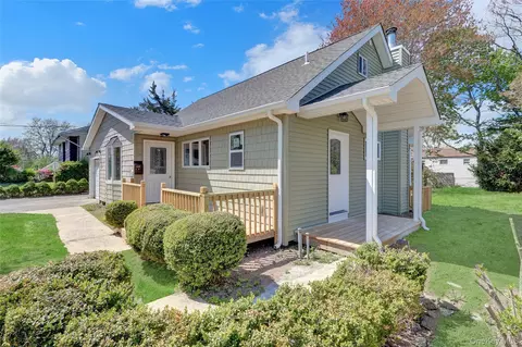 Exterior - 339 Barton Ave, Patchogue, NY 11772 photo 4 of 6
