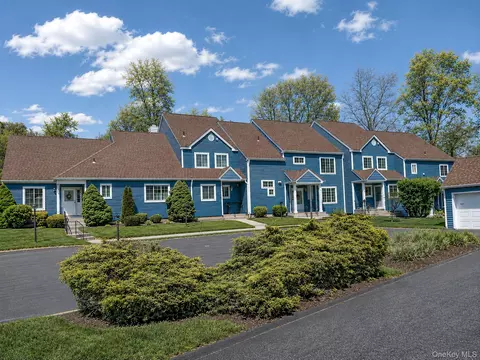 1203 Greystone Ln, Southeast, NY 10509